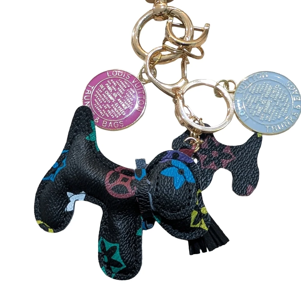 Louis Vuitton Trunks & Bags Charms (2) 35x41mm
